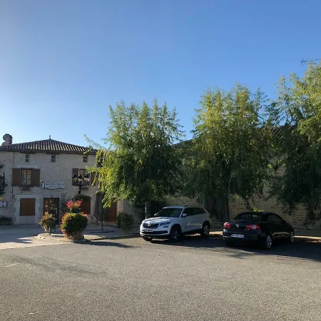 Hébergement de vacances La Fontrillaud Nanteuil-en-Vallée